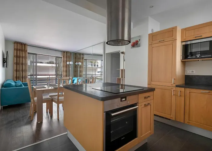 4 Adultes 2 Enfants - Acces Direct Apartment *